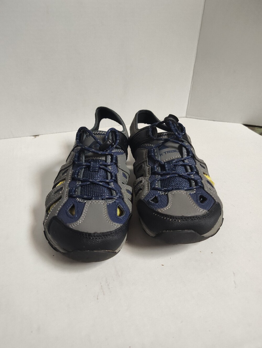Ozark Trail Men's Navy and Gray Trail Sneakers
